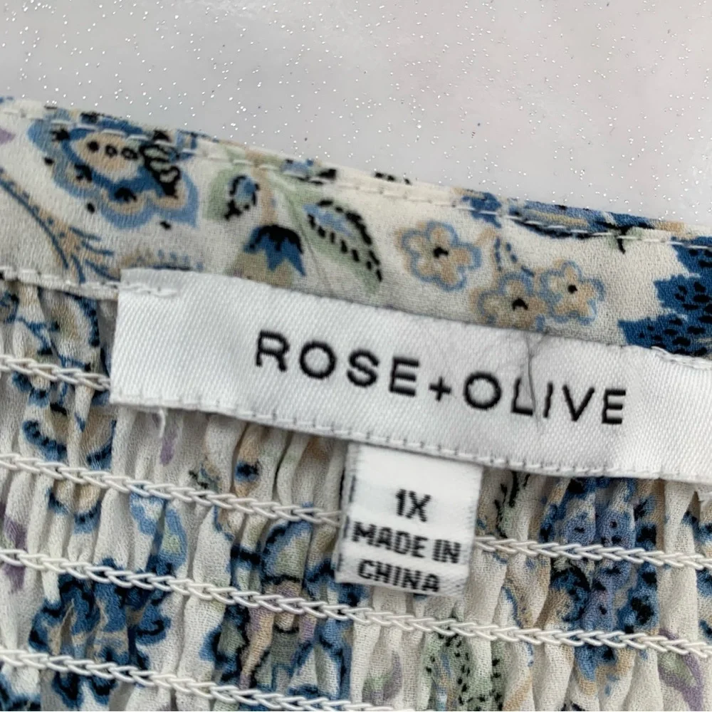 Rose & Olive Blouse 1X Button Front Blue Floral Smocking Flowy Light Office Work - Picture 7 of 11